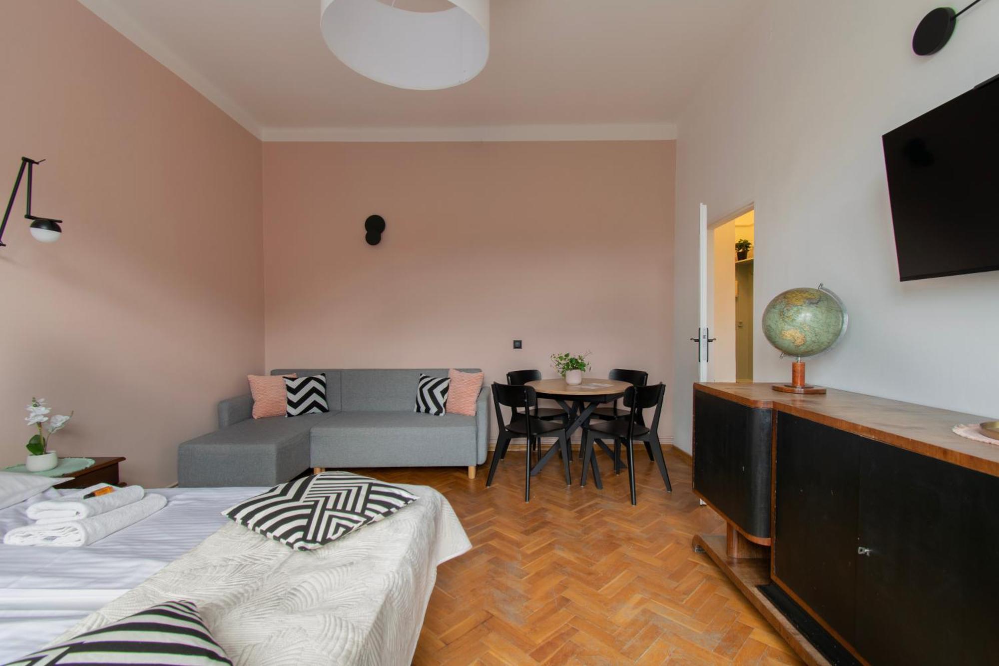 Central Apartments Warszawska Street كراكوفيا المظهر الخارجي الصورة
